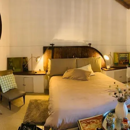 Apartment Casette Rosse Nel Borgo Medievale Di Fossanova Latina