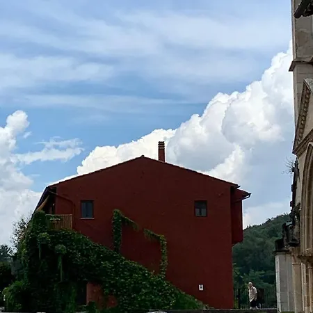Apartment Casette Rosse Nel Borgo Medievale Di Fossanova