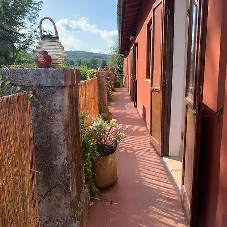 Apartment Casette Rosse Nel Borgo Medievale Di Fossanova Latina